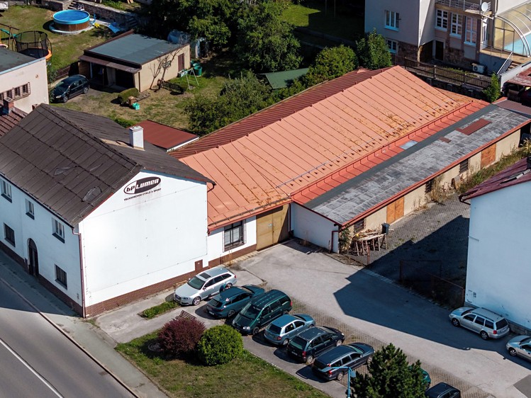 Gewerbefläche zum Kauf, 836 m² (1 von 64)