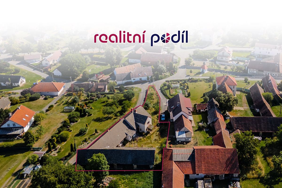 Prodej rodinného domu 390 m², pozemek 1136 m², Bernartice – fotka 1 z 3