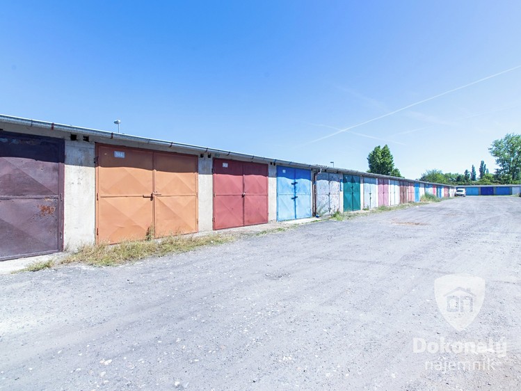 Квартира 4+1 в оренду, 68 м² (31 з 34)