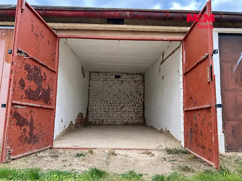 Pronájem garáže 18 m², Praha – náhled fotky 3