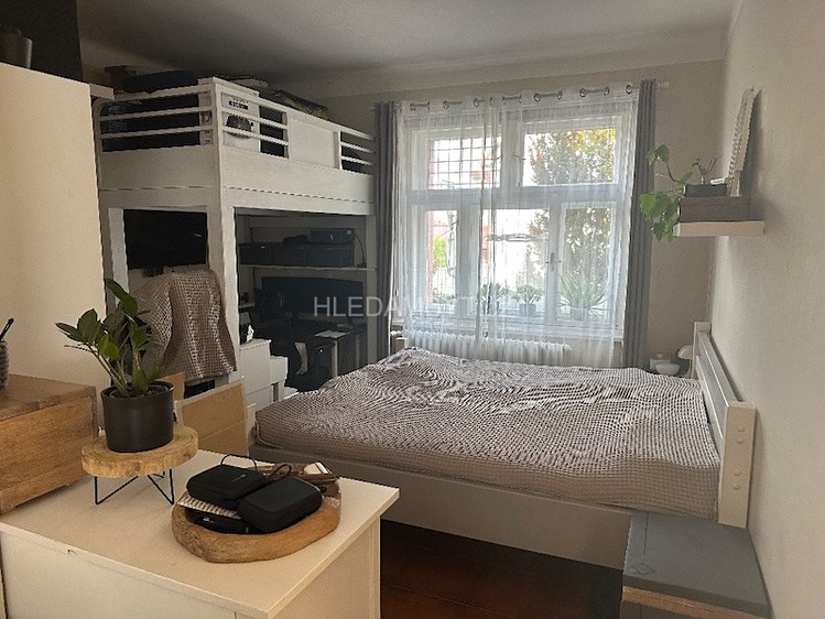 Квартира 1+kk в оренду, 40 м² (2 з 5)