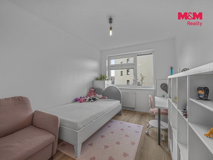 Prodej bytu 4+kk, 76 m² (13 z 26)