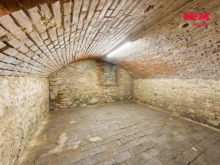 Gewerbefläche zum Kauf, 240 m² (29 von 30)