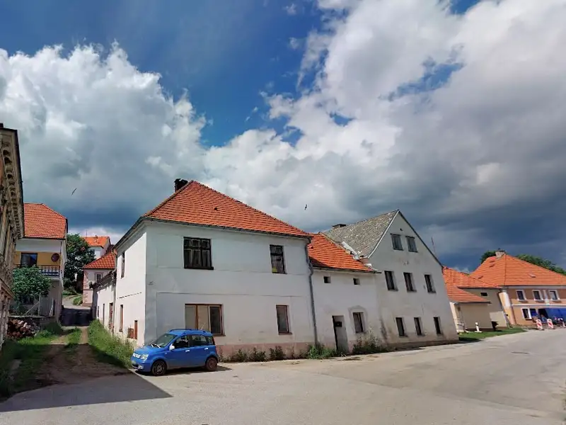 Dražba rodinného domu 240 m², pozemek 304 m², Benešov nad Černou – náhled fotky 3