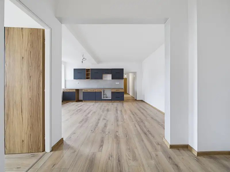 Prodej bytu 4+kk 77 m², Karlovy Vary – náhled fotky 1