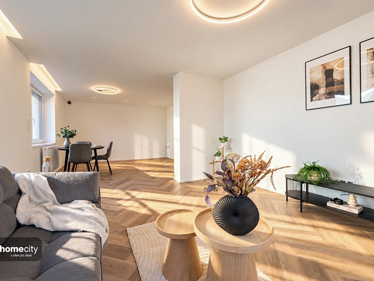 Prodej bytu 2+kk, 64 m² (1 z 19)