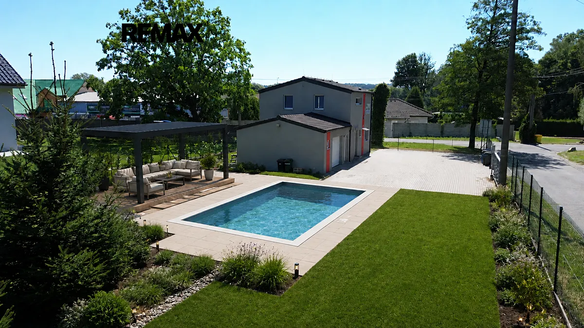 Prodej rodinného domu 131 m², pozemek 976 m²