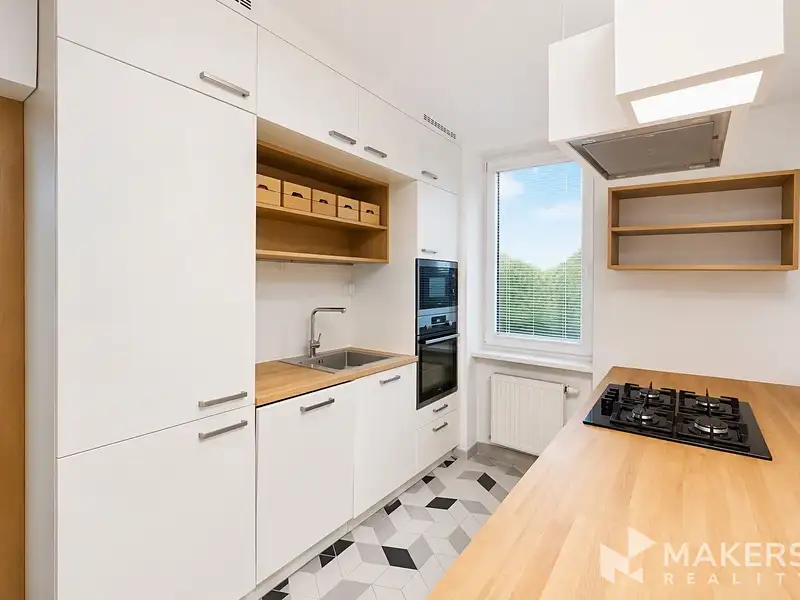 Pronájem bytu 3+kk 75 m², Praha – náhled fotky 3