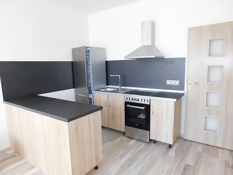 Pronájem bytu 2+kk 45 m², Poděbrady – náhled fotky 1