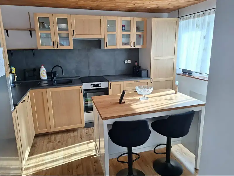 Prodej rodinného domu 180 m², pozemek 595 m², Bílá – náhled fotky 2