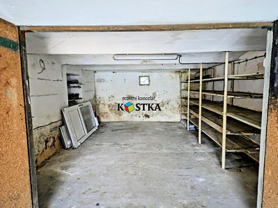 Prodej nemovitosti, 42 m² (2 z 4)