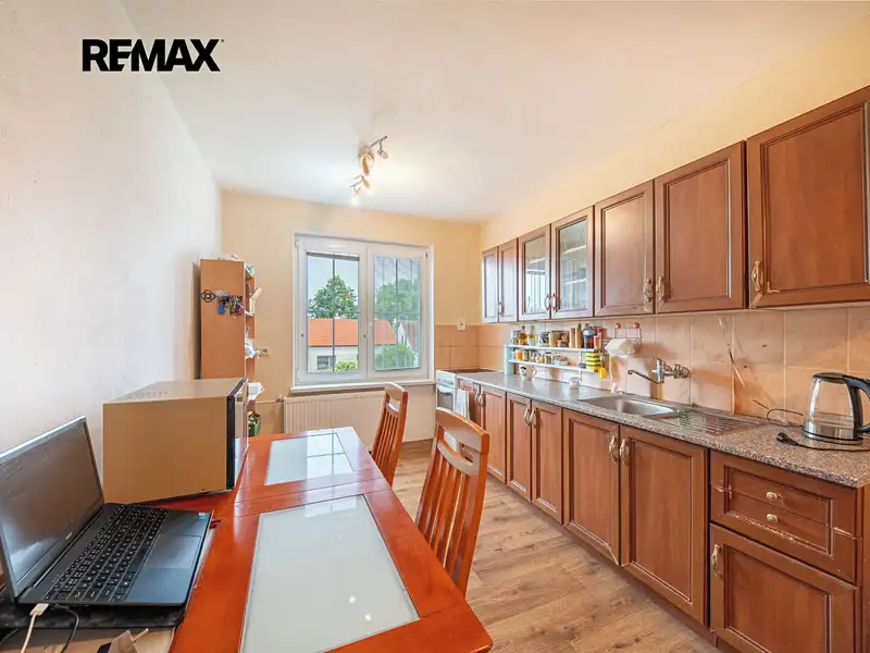 Prodej vícegeneračního domu 200 m², pozemek 1058 m², Korolupy – náhled fotky 2