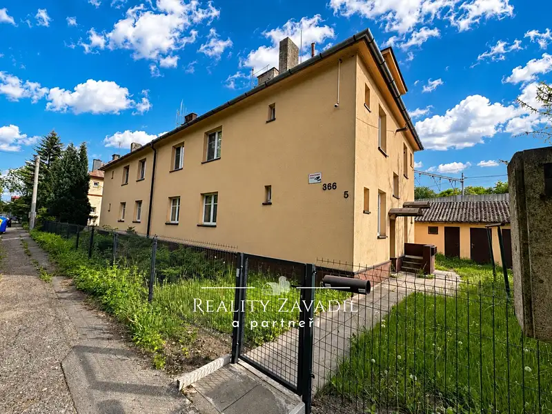 Pronájem bytu 1+1 55 m², Český Těšín – náhled fotky 1
