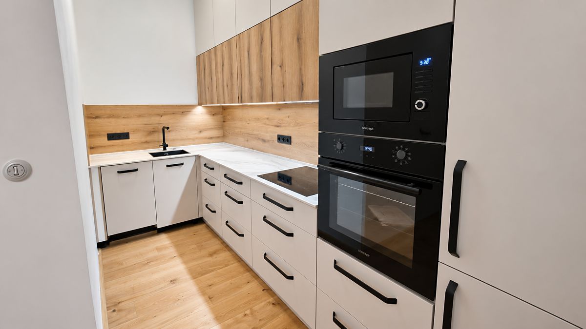 Pronájem bytu 1+kk 39 m², Jince – fotka 1 z 3