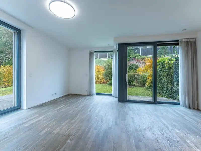 Pronájem rodinného domu 179 m², pozemek 435 m², Praha – náhled fotky 2