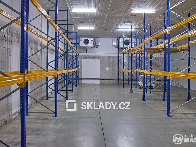Pronájem skladového prostoru 482 m², Hodonín – náhled fotky 2