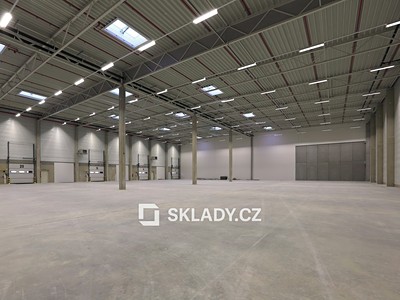 Pronájem komerčního prostoru, 4 100 m² (2 z 4)