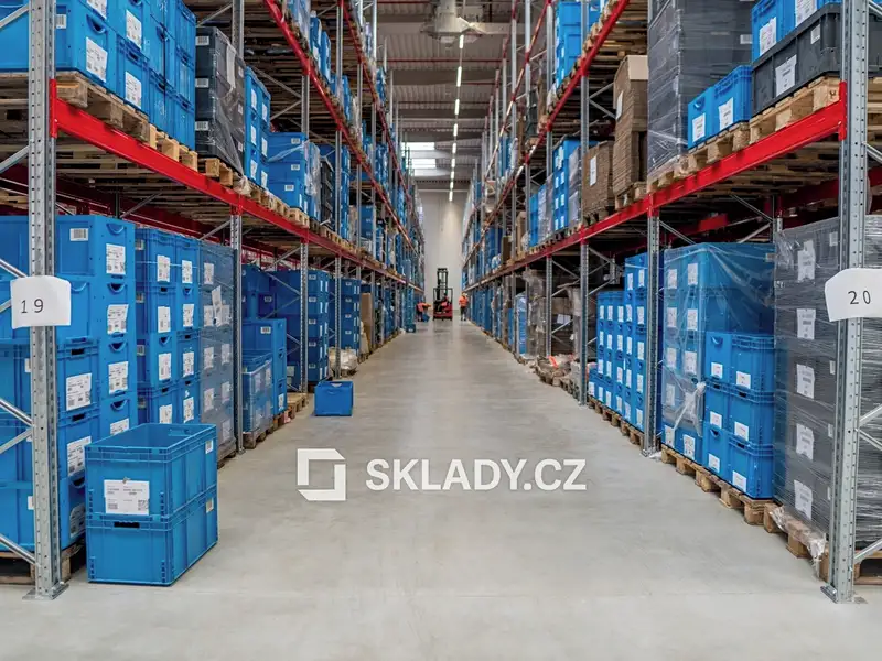Pronájem skladového prostoru 2500 m², Žatec – náhled fotky 2