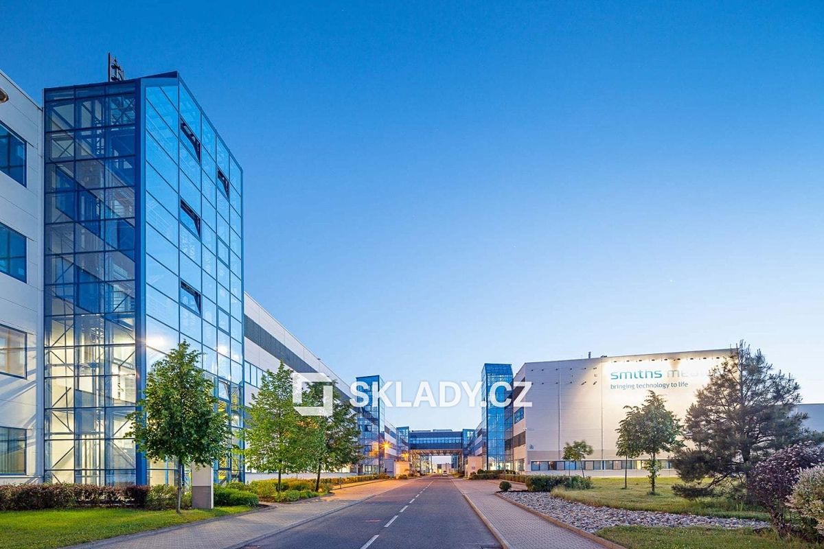Pronájem skladového prostoru 1500 m², Hranice – fotka 1 z 3