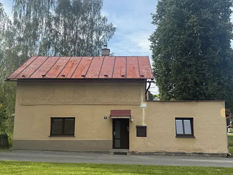 Prodej rodinného domu 100 m², pozemek 326 m², Držkov – náhled fotky 2