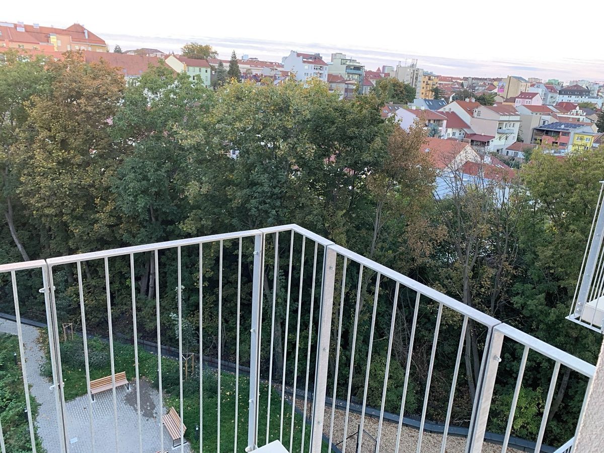 Pronájem bytu 2+kk 55 m², Brno – fotka 1 z 3
