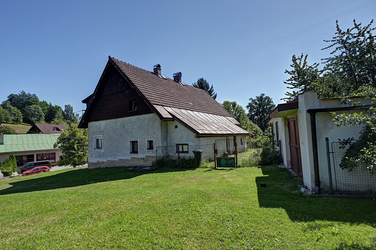 Prodej rodinného domu 203 m², pozemek 1246 m², Horní Branná – fotka 1 z 3