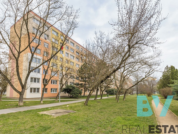 Квартира 3+1 в оренду, 68 м² (32 з 37)