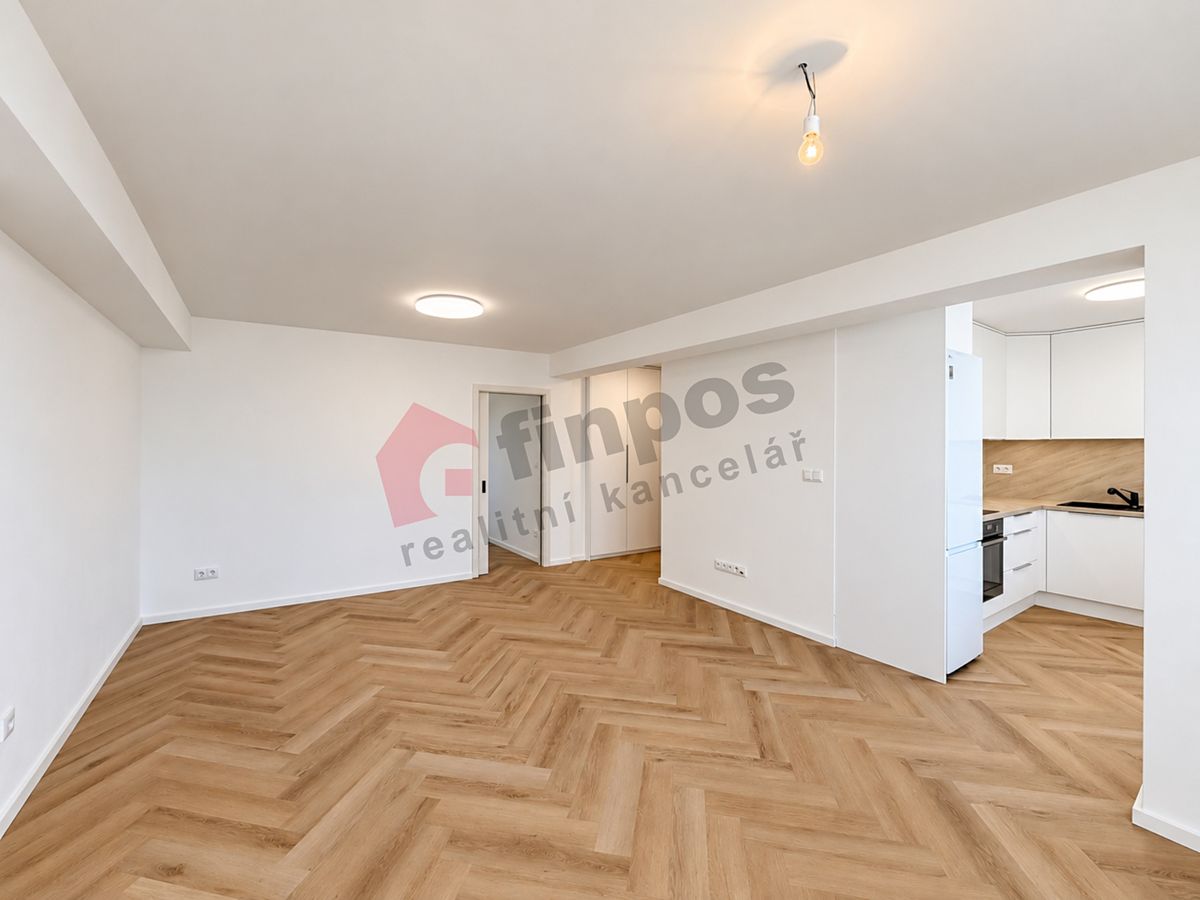 Pronájem bytu 3+kk 65 m²