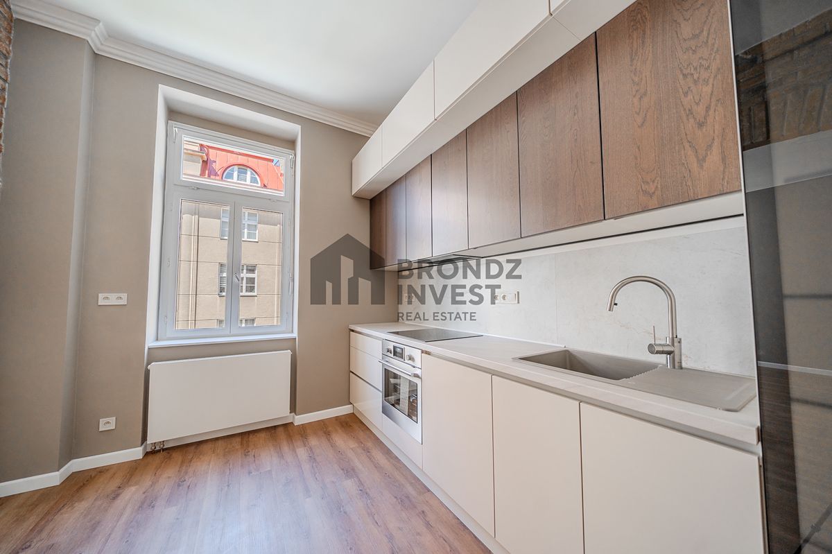 Pronájem bytu 3+kk 100 m² – fotografie 4