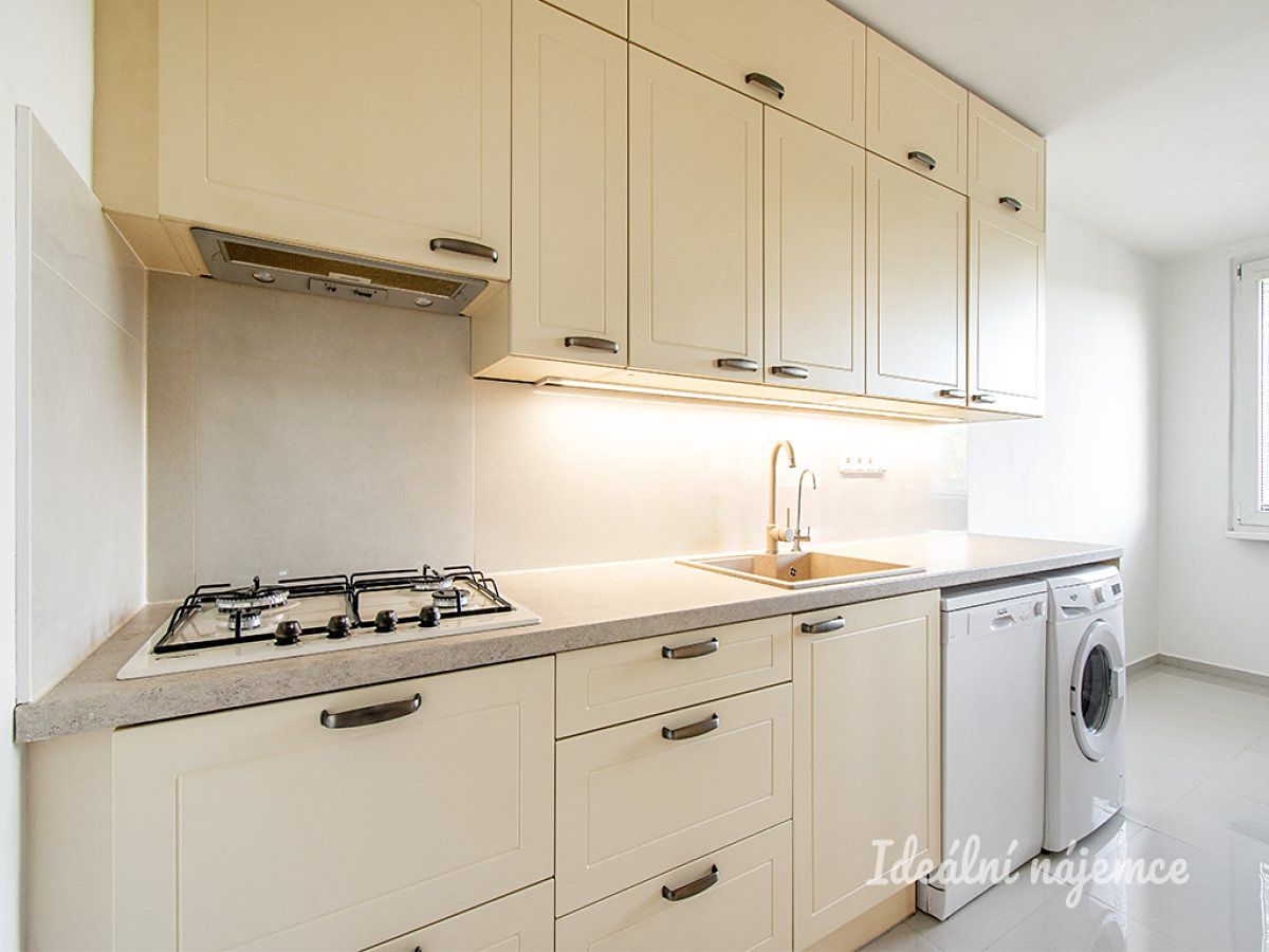 Pronájem bytu 3+kk 79 m² – fotografie 2
