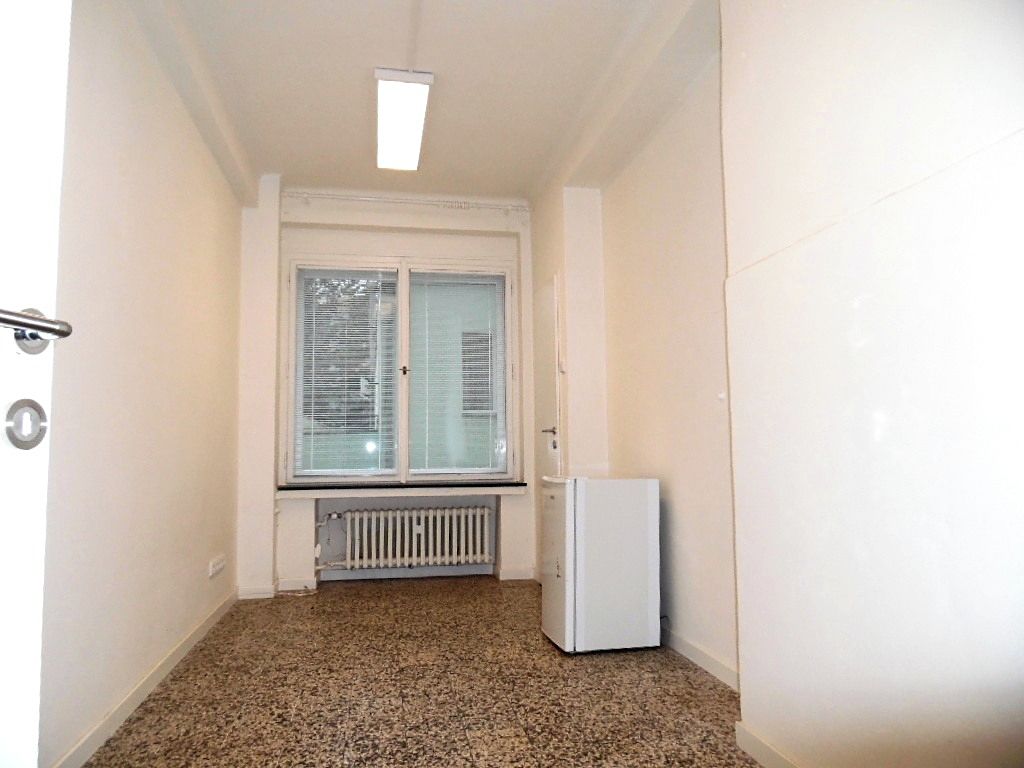 Pronájem kanceláře 20 m², Praha – fotka 1 z 3