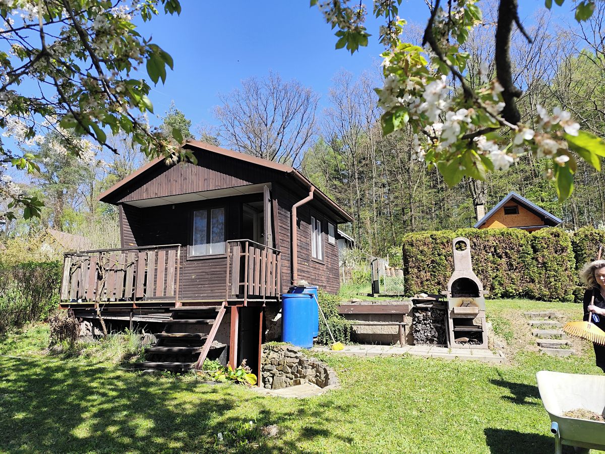 Prodej chaty 16 m², pozemek 298 m², Hlincová Hora – fotka 1 z 3