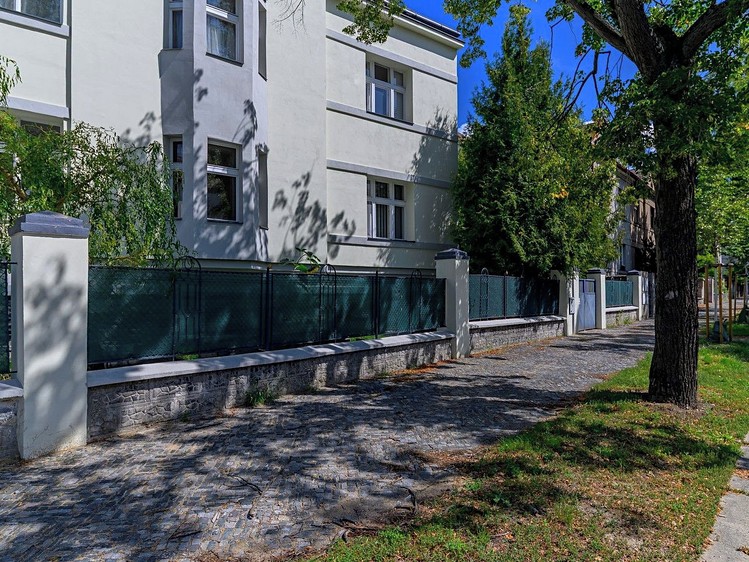 Prodej bytu 3+kk, 63 m² (1 z 15)