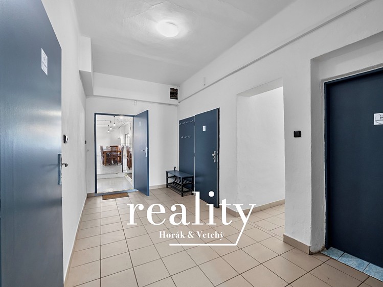Prodej komerčního prostoru, 564 m² (22 z 55)