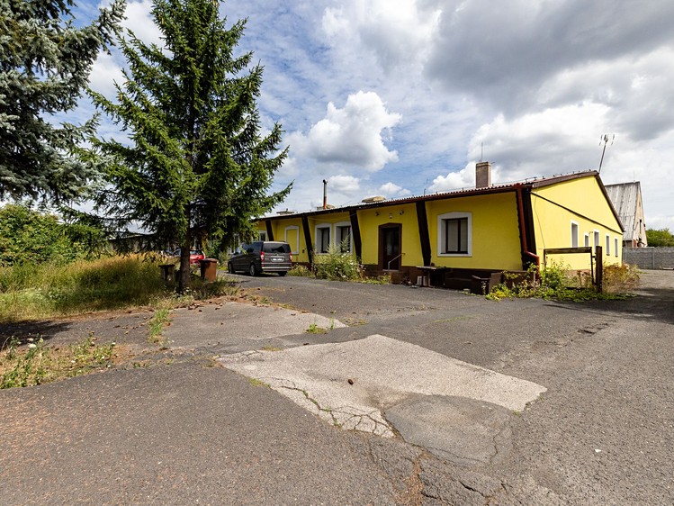Dražba komerčního prostoru, 1 880 m² (24 z 42)