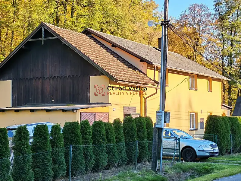 Prodej rodinného domu 250 m², pozemek 1350 m², Fulnek – náhled fotky 3