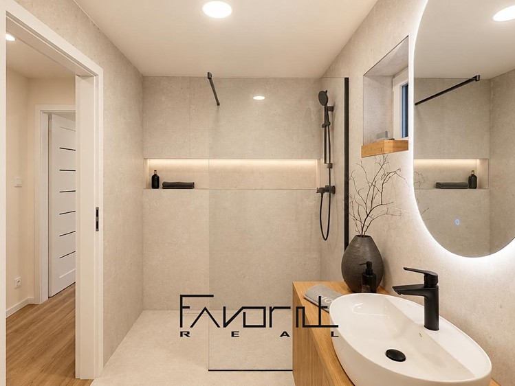 Prodej domu, 119 m² (12 z 22)