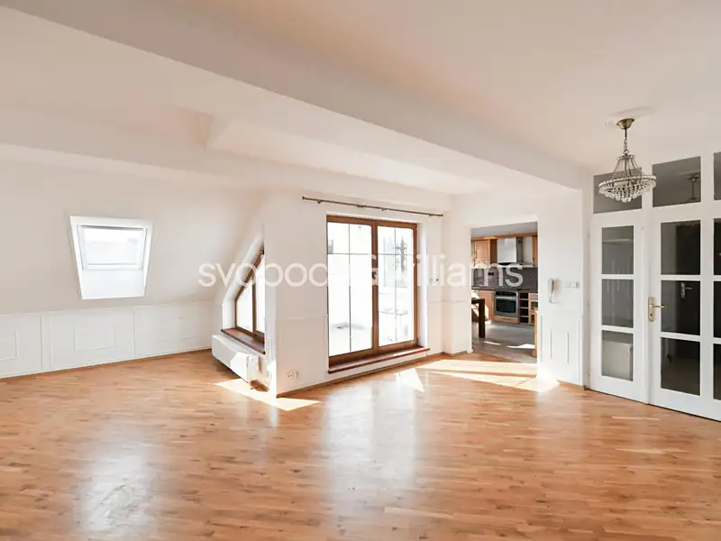 Pronájem bytu 4+kk 123 m², Praha – náhled fotky 2
