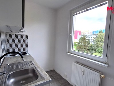 Квартира 1+1 в оренду, 35 м² (2 з 11)