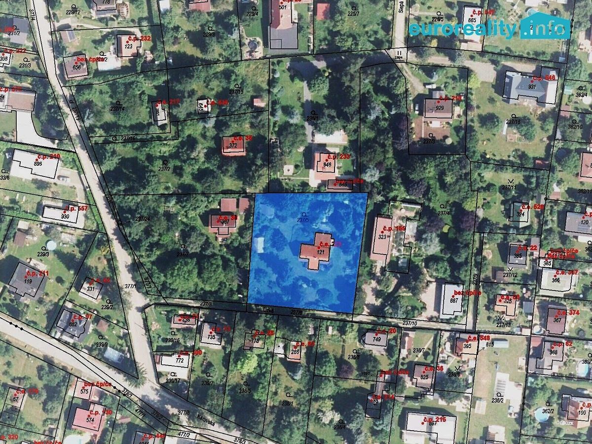 Prodej stavebního pozemku 2212 m², Dolní Břežany – fotka 1 z 3