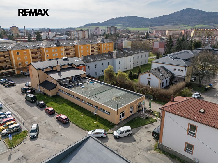 Комерційне приміщення в оренду, 330 м² (23 з 27)