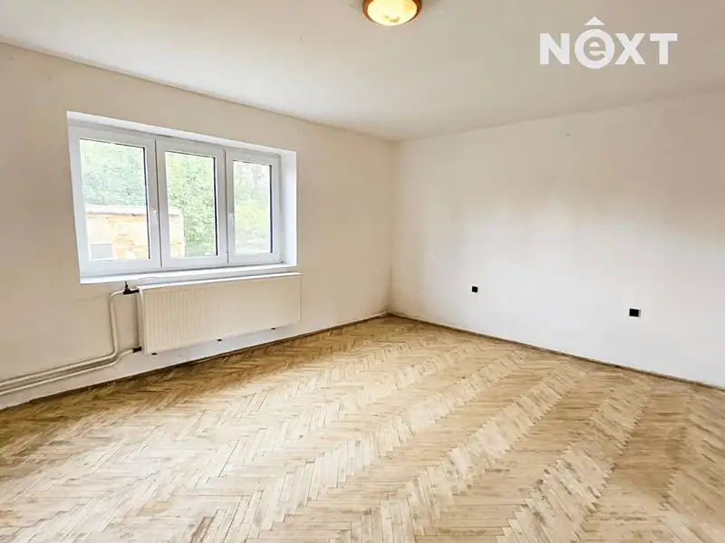 Pronájem bytu 3+1 105 m², Zlonice – náhled fotky 2