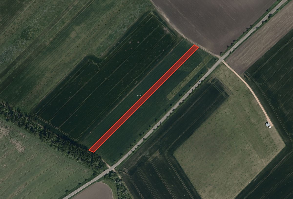Prodej pole 5658 m², Louka – fotka 1 z 3