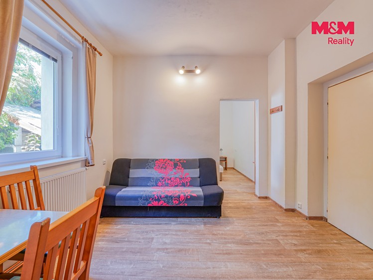 Комерційне приміщення на продаж, 879 м² (21 з 30)