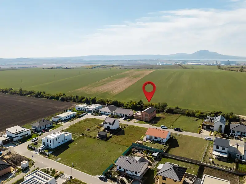 Prodej rodinného domu 233 m², pozemek 576 m², Hustopeče – náhled fotky 3