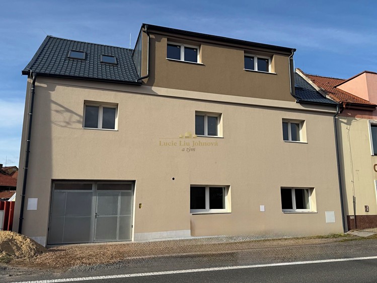 Квартира 3+1 на продаж, 68 м² (1 з 21)