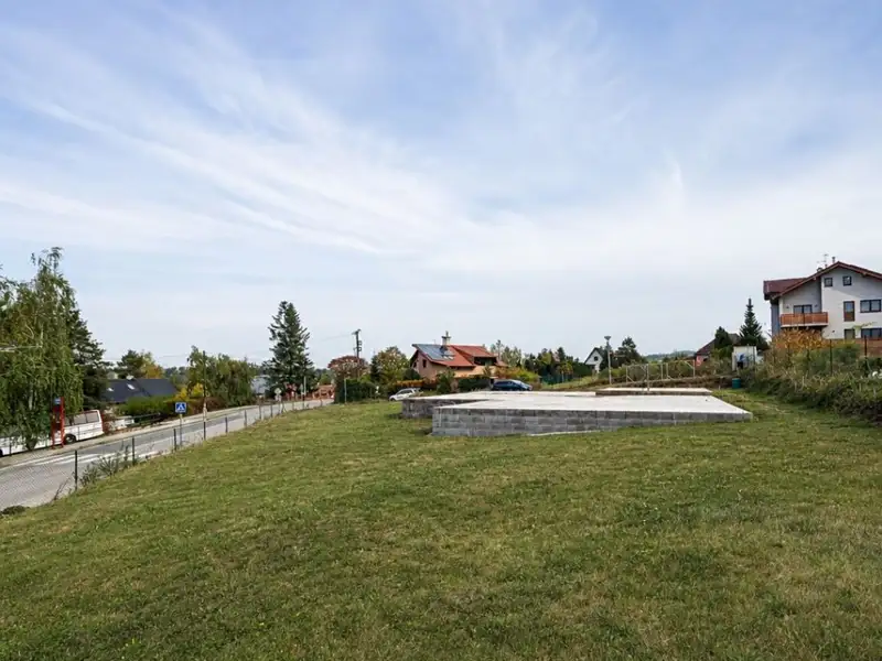 Prodej stavebního pozemku 1387 m², Psáry – náhled fotky 1