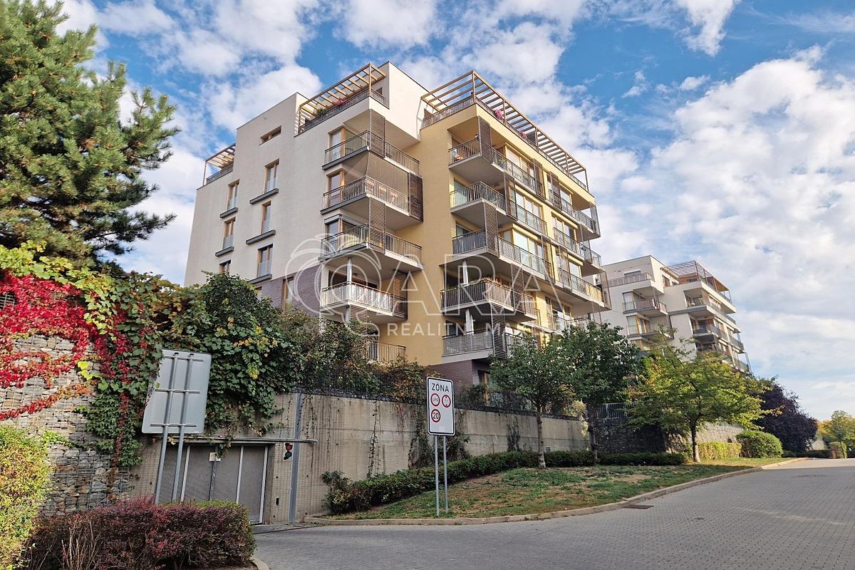 Prodej bytu 2+kk 70 m²