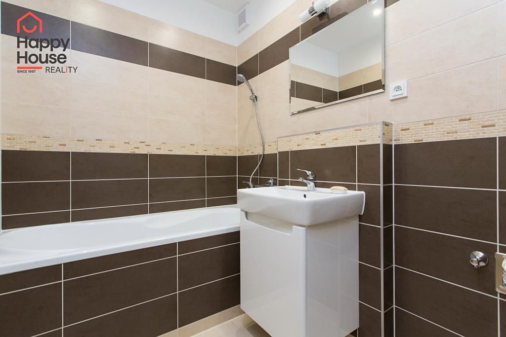 Pronájem bytu 2+kk 50 m² – fotografie 5