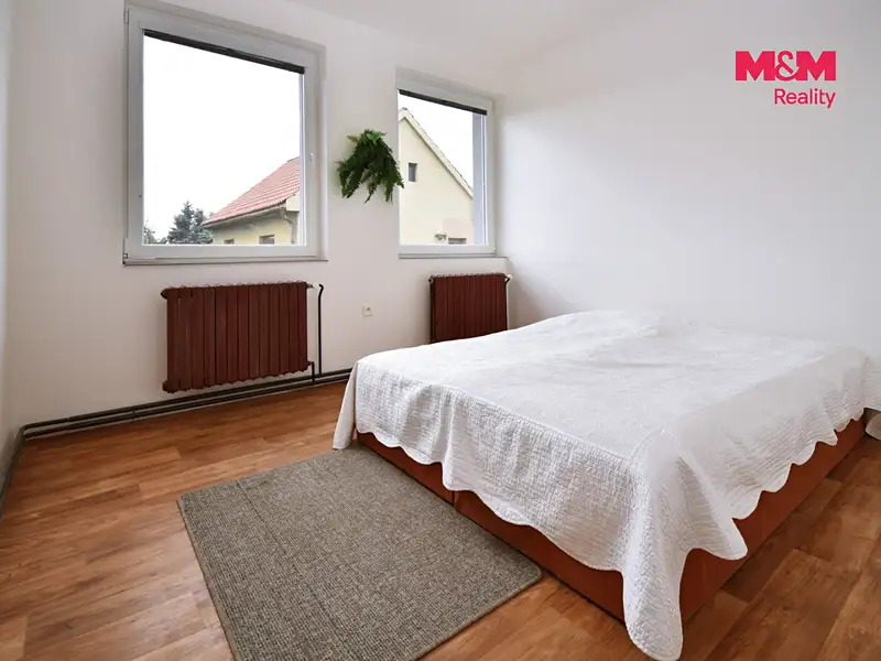 Prodej rodinného domu 300 m², pozemek 843 m², Libiš – náhled fotky 2